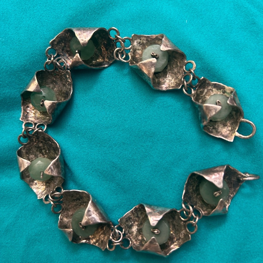 * Vintage Modernist Sterling Silver Jade Link Artisan Bracelet *